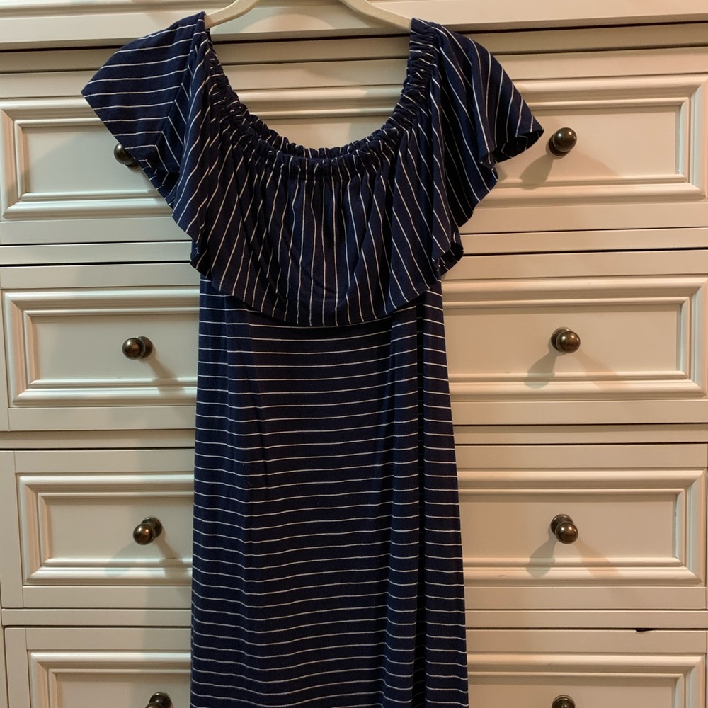 Abercrombie and Fitch off the shoulder dress